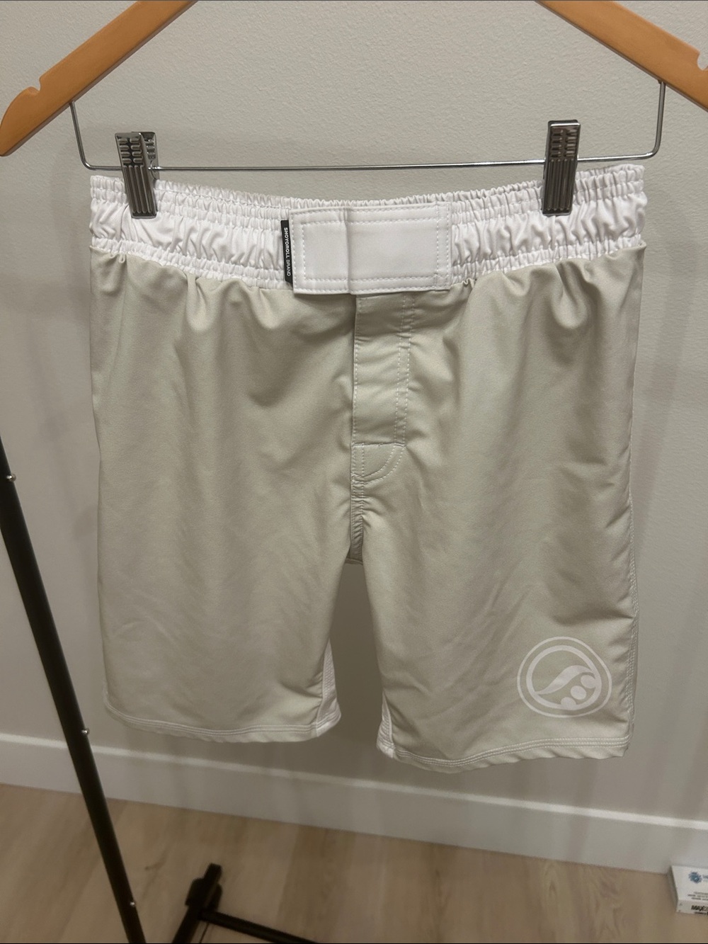 Men's cream Shoyoroll jiujitsu shorts
